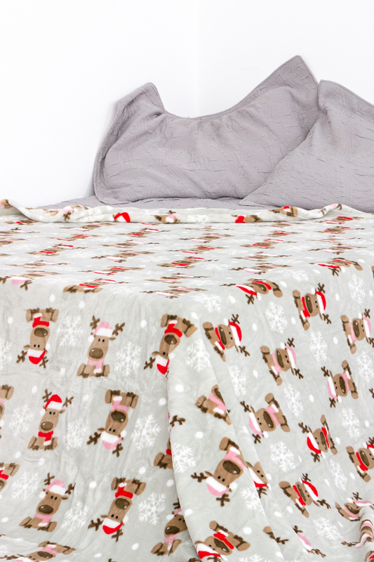 Покривало новорічне